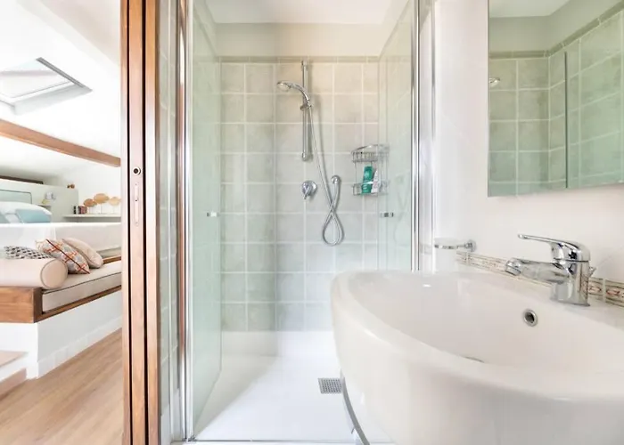 Appartamento San Cesareo 44 *